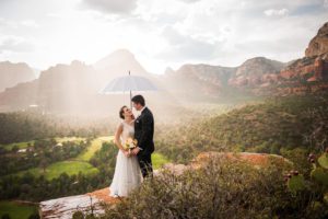 rachels-knoll-wedding-in-the-rain