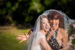 sedona-wedding-photographer-red-rock-crossing-bride-maid-of-honor