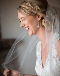bride-portrait-sky-ranch-lodge-03-1138