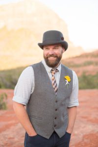 groom-portrait-wedding-sedona-1069