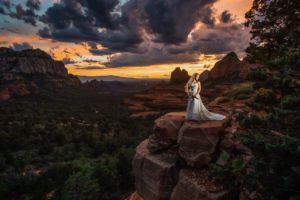 wedding-bride-with-dress-merry-go-round-rock-1020